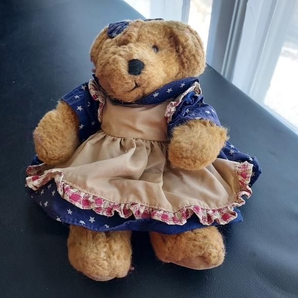 Vintage 1983 Russ Bears From The Past "Amelia" Patriotic Teddy Bear - Picture 1 of 10